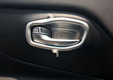 Giá tốt. JEEP Renegade 2016 Auto nội thất trang trí bộ phận cửa tay cầm Chrome trực tuyến